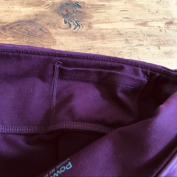 Fabletics x Kelly Rowland Shine Powerhold Define Wine Red Capris - Picture 10 of 10